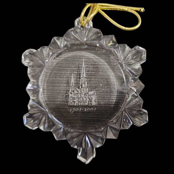 Set of 5 Etched Glass Ornaments – Cathedral Design 1701–2001 Commemorative - Picture 2 of 6